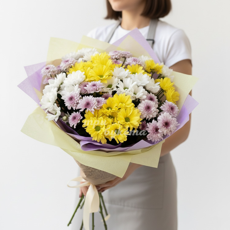 Желтые и белые хризантемы