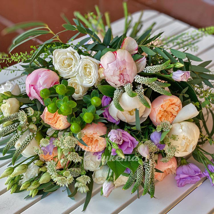 Букет невесты «Дженифер» (на столе)