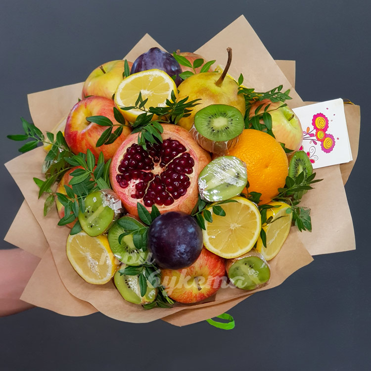 Букет из граната, яблок и киви